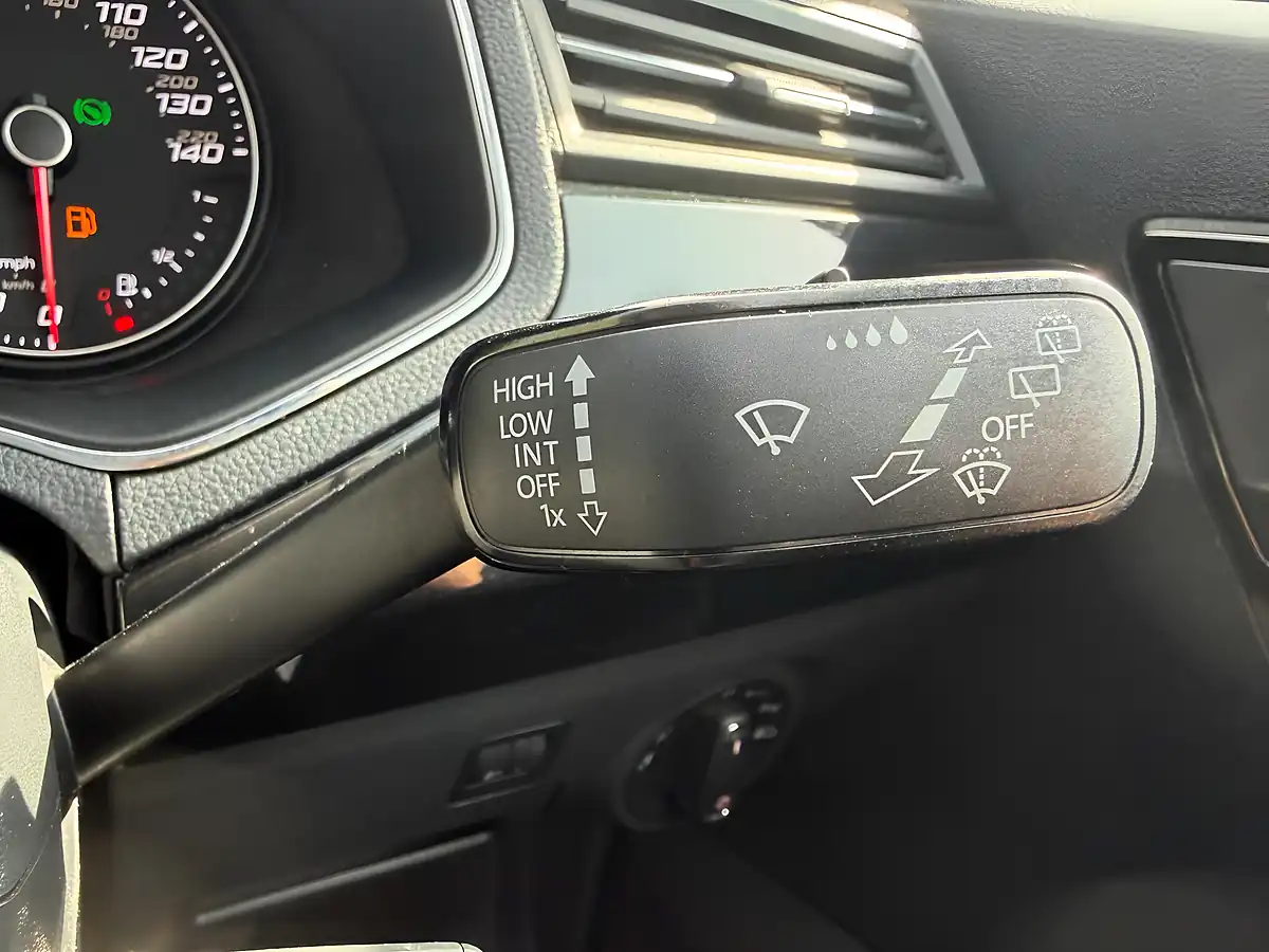 Used 2018 SEAT Ibiza Fr Brilliant Black - Interior and Exterior details 13