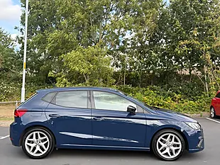 Used 2018 SEAT Ibiza Fr Brilliant Black - Interior and Exterior details 8