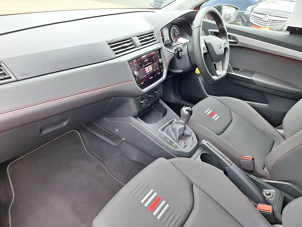Used 2018 SEAT Ibiza Fr Red - Interior and Exterior details 2