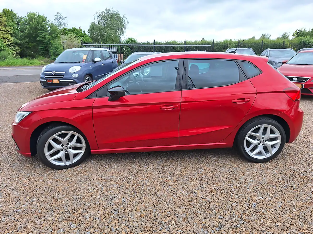 Used 2018 SEAT Ibiza Fr Red - Interior and Exterior details 3