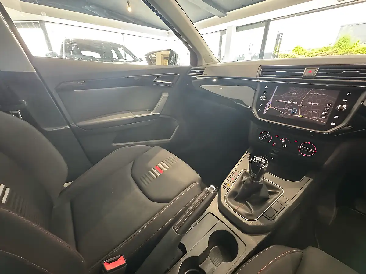 Used 2018 SEAT Ibiza Fr Red - Interior and Exterior details 10