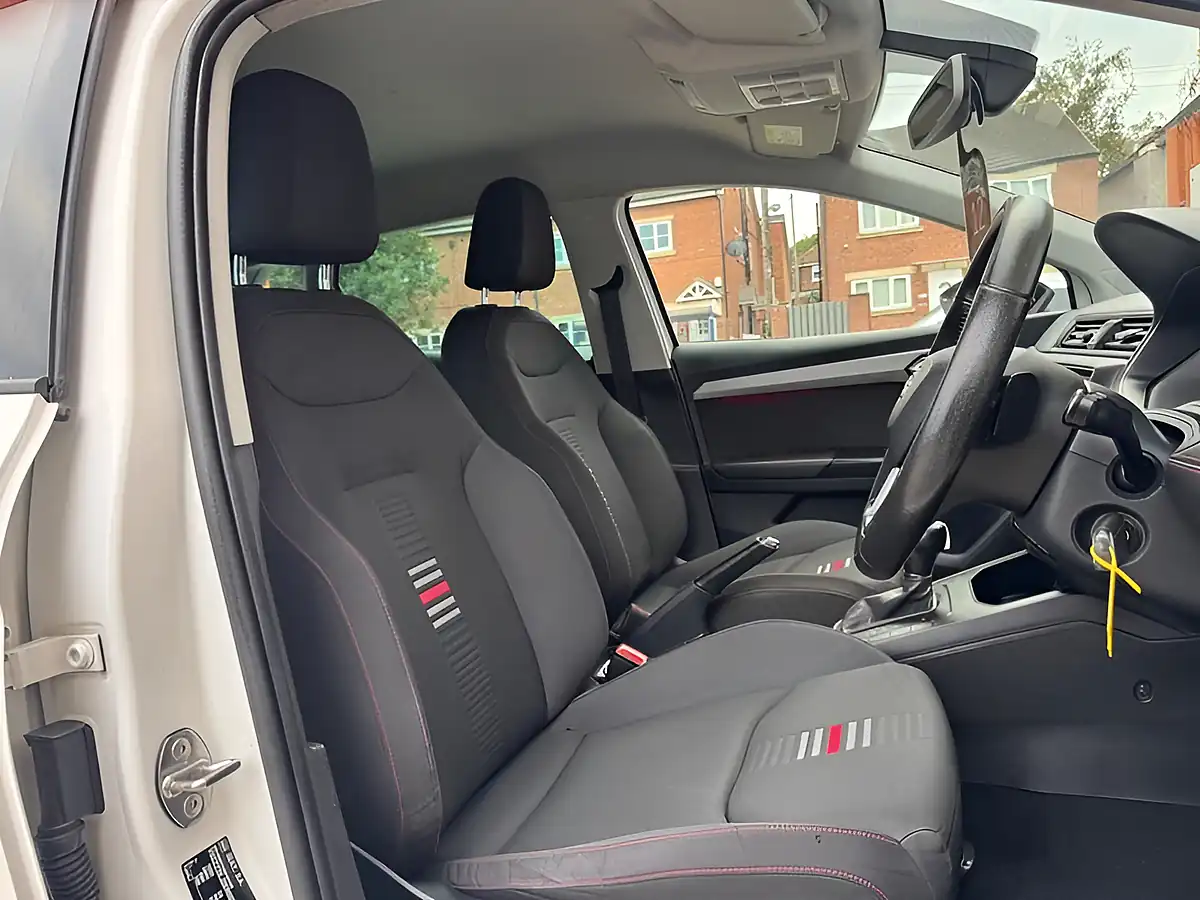 Used 2018 SEAT Ibiza Fr White - Interior and Exterior details 11
