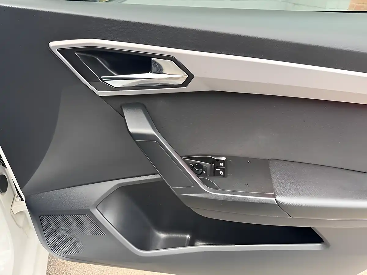 Used 2018 SEAT Ibiza Fr White - Interior and Exterior details 18