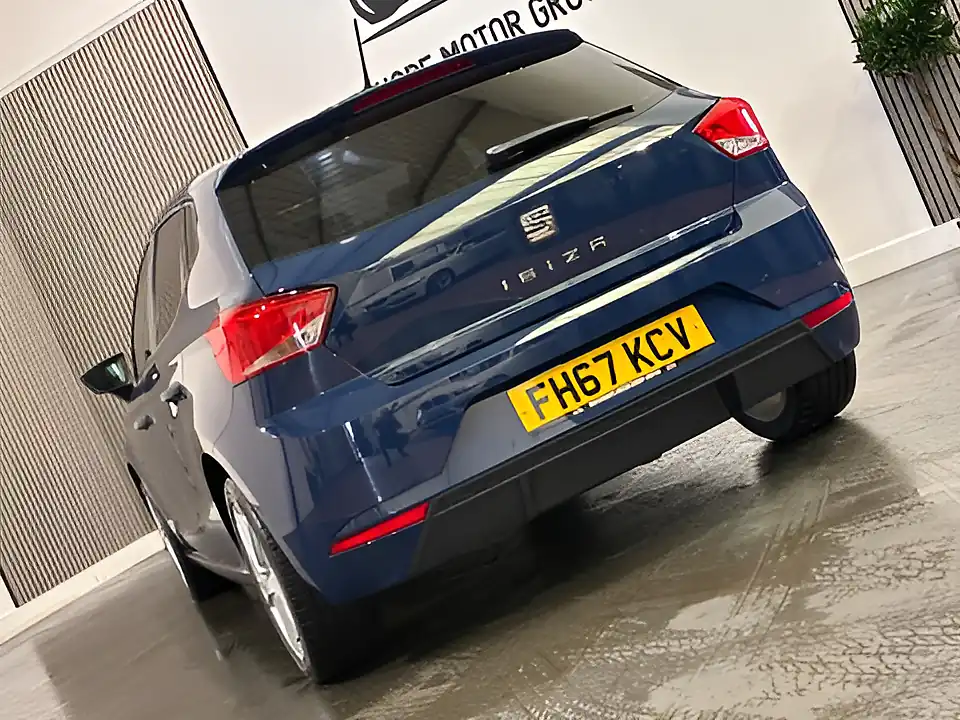 Used 2018 SEAT Ibiza S Blue - Interior and Exterior details 11