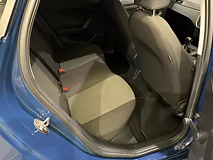 Used 2018 SEAT Ibiza S Blue - Interior and Exterior details 13
