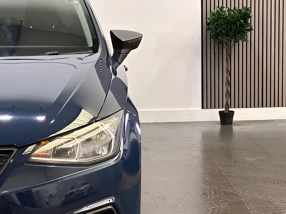 Used 2018 SEAT Ibiza S Blue - Interior and Exterior details 18