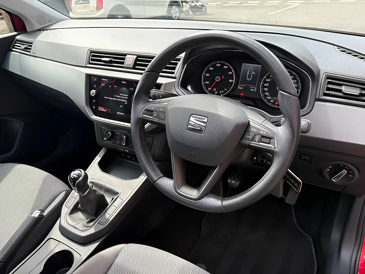 Used 2018 SEAT Ibiza Se Design Red - Interior and Exterior details 10