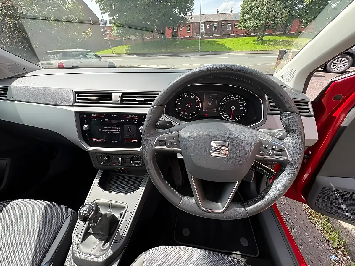 Used 2018 SEAT Ibiza Se Design Red - Interior and Exterior details 18