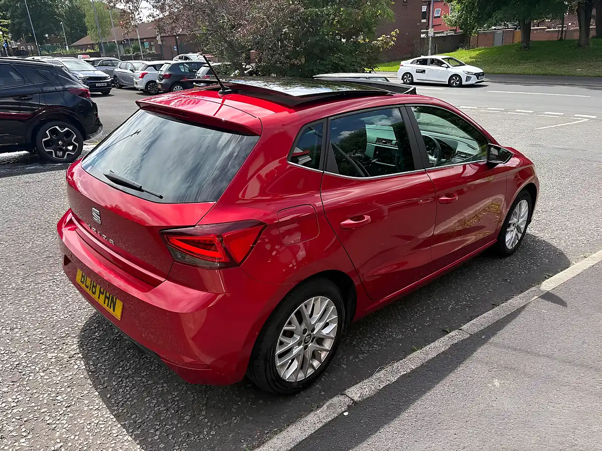 Used 2018 SEAT Ibiza Se Design Red - Interior and Exterior details 3