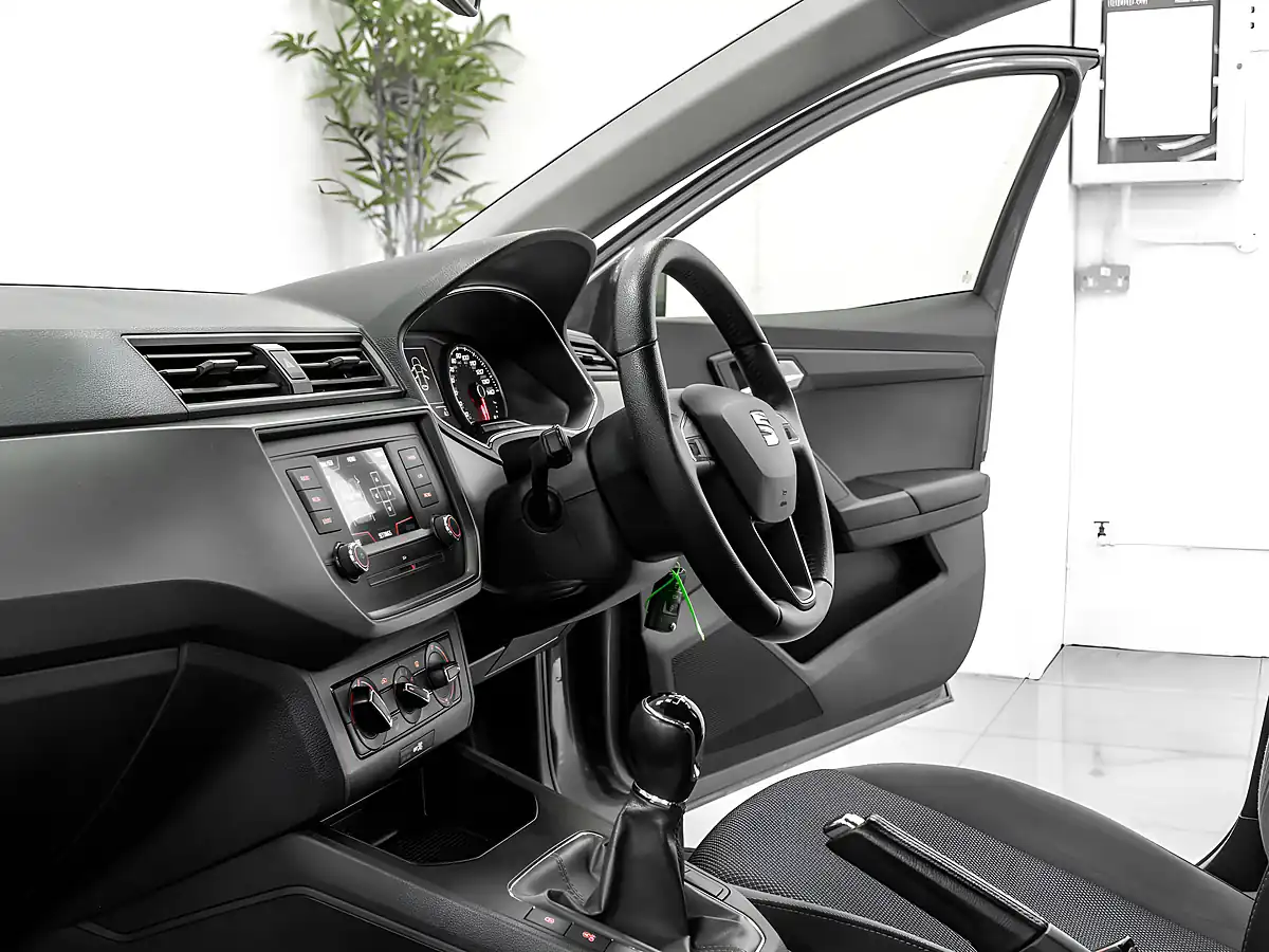 Used 2018 SEAT Ibiza Se Monsoon Grey - Interior and Exterior details 16