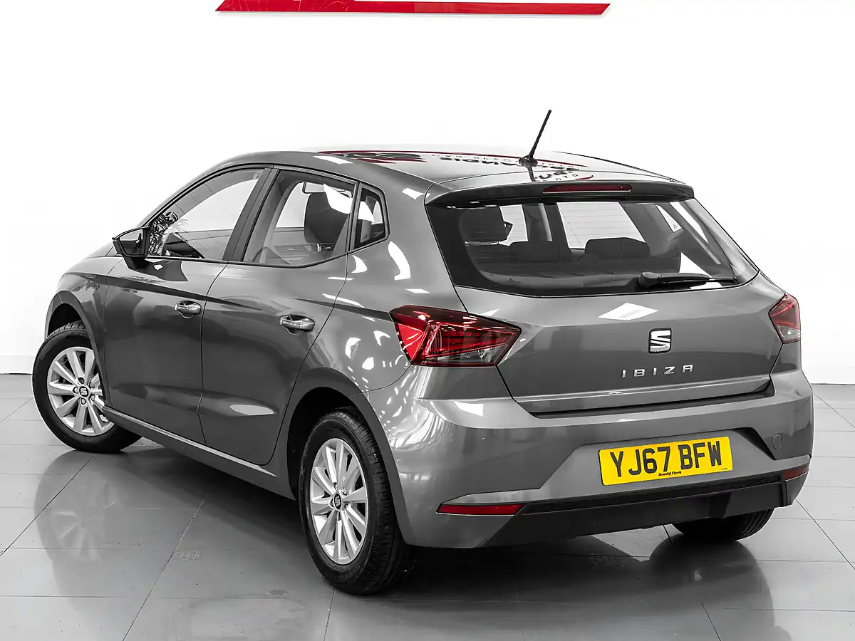 Used 2018 SEAT Ibiza Se Monsoon Grey - Interior and Exterior details 8