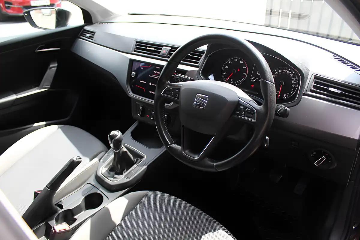 Used 2018 SEAT Ibiza Se Technology Black - Interior and Exterior details 12