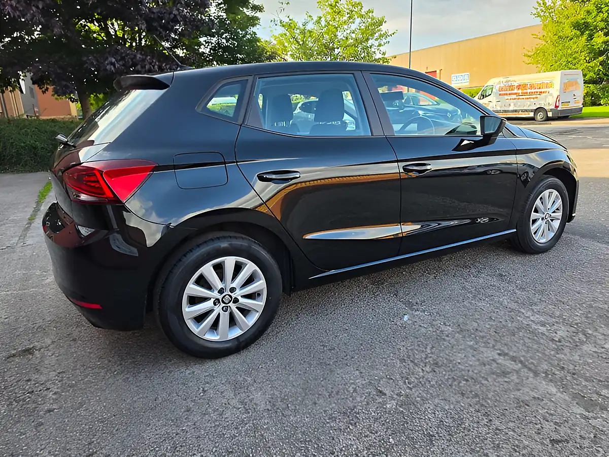 Used 2018 SEAT Ibiza Se Technology Black - Interior and Exterior details 6