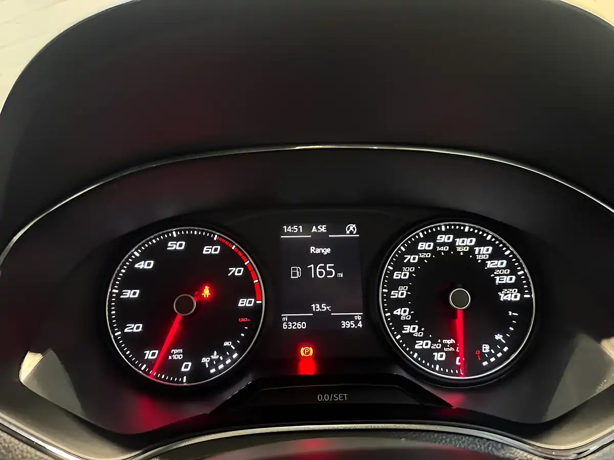 Used 2018 SEAT Ibiza Se Technology Blue - Interior and Exterior details 13