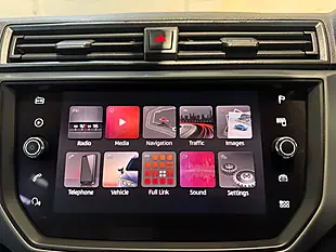Used 2018 SEAT Ibiza Se Technology Blue - Interior and Exterior details 18