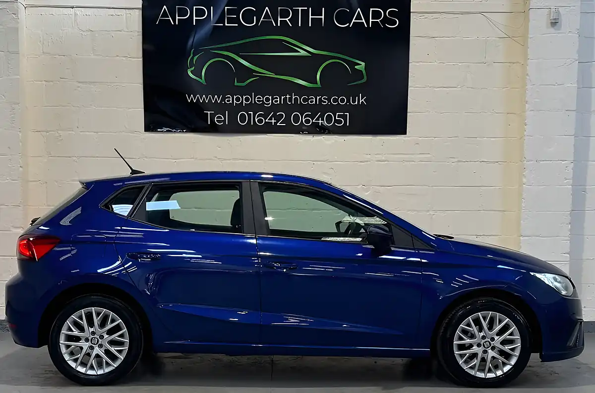 Used 2018 SEAT Ibiza Se Technology Blue - Interior and Exterior details 2
