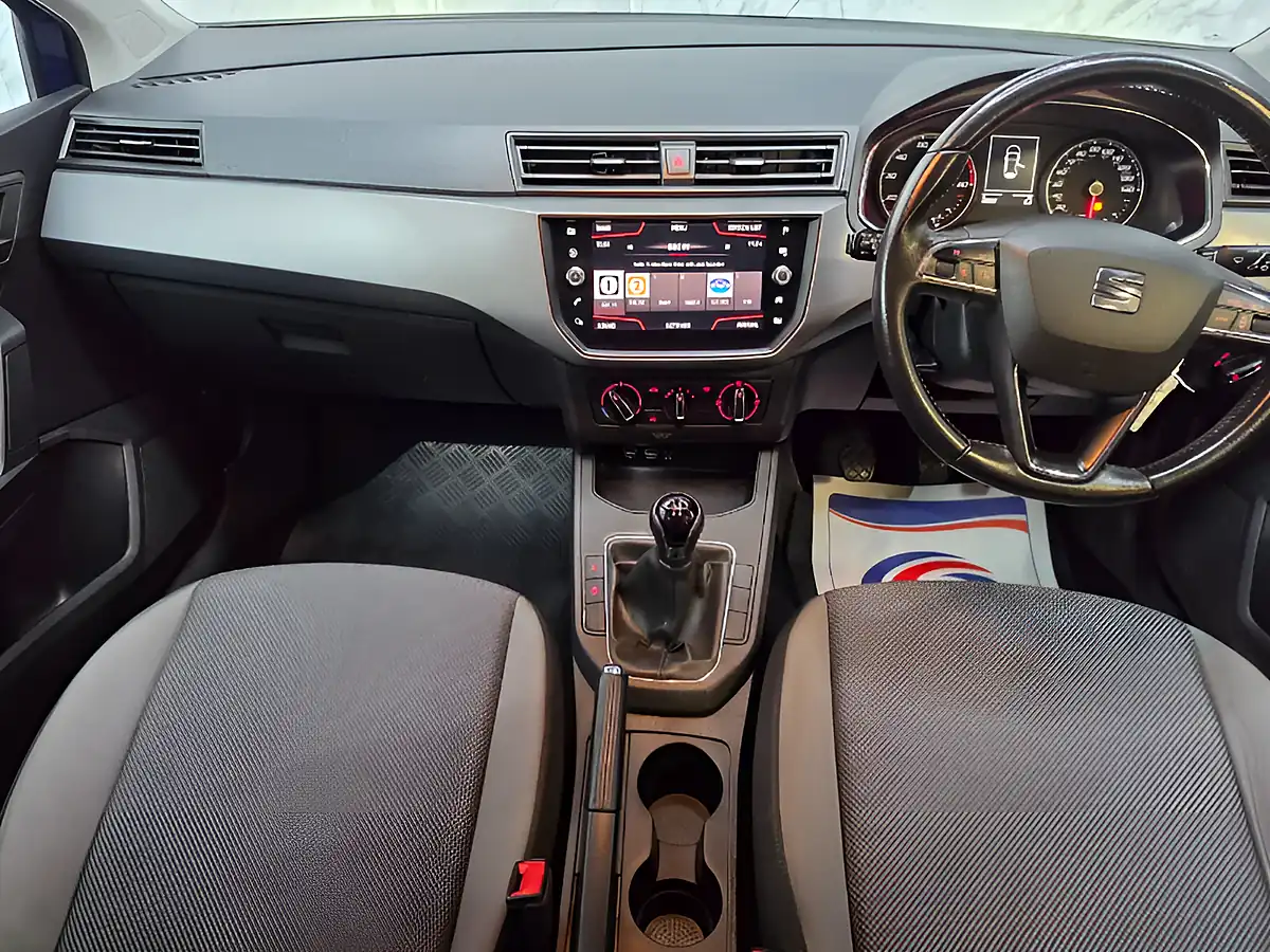Used 2018 SEAT Ibiza Se Technology Blue - Interior and Exterior details 11