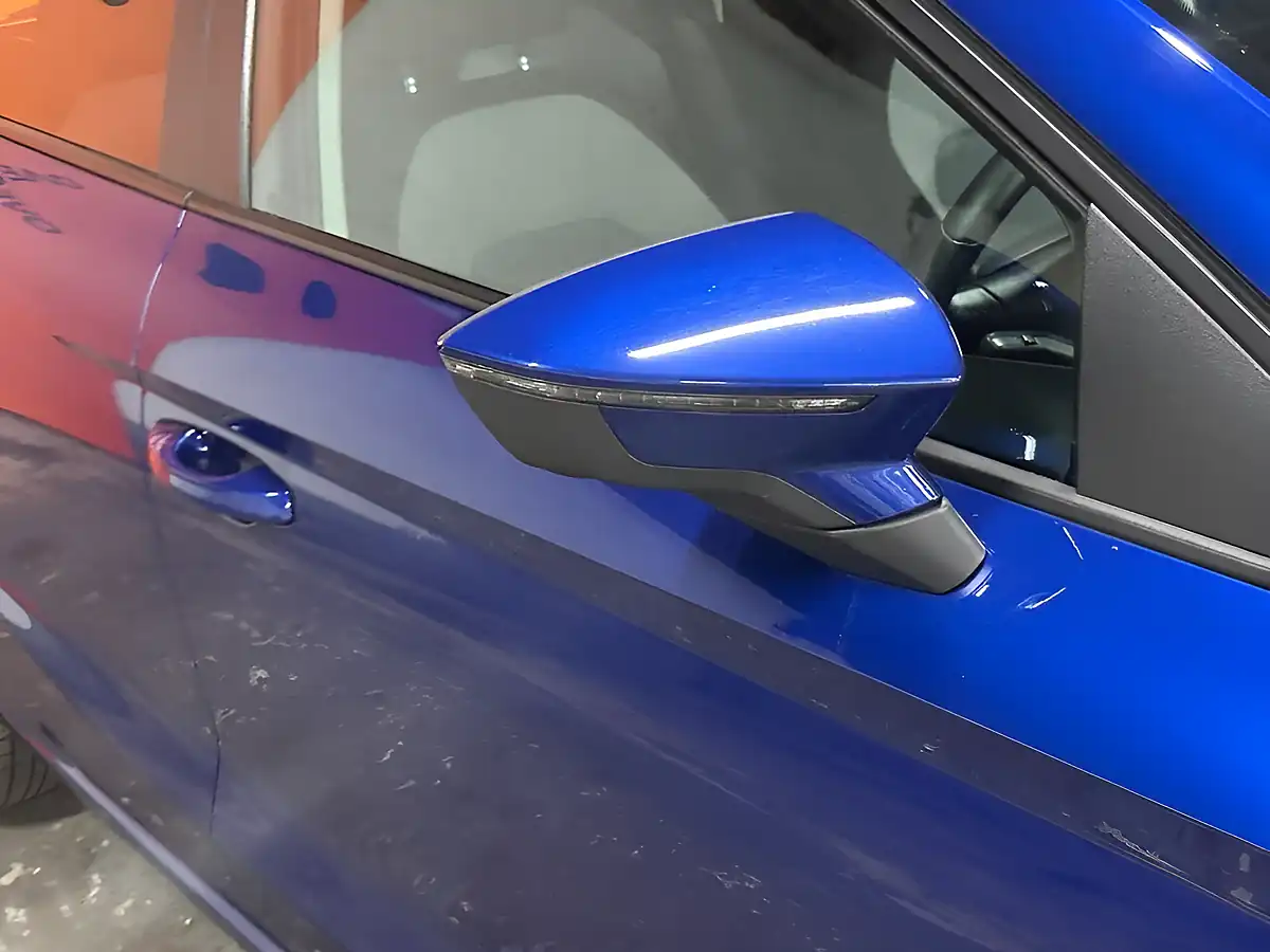 Used 2018 SEAT Ibiza Se Technology Blue - Interior and Exterior details 15