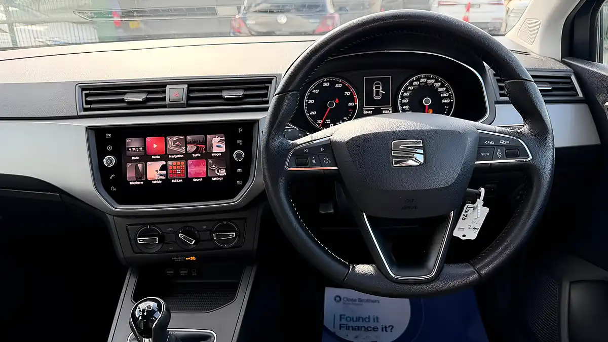 Used 2018 SEAT Ibiza Se Technology Grey - Interior and Exterior details 13