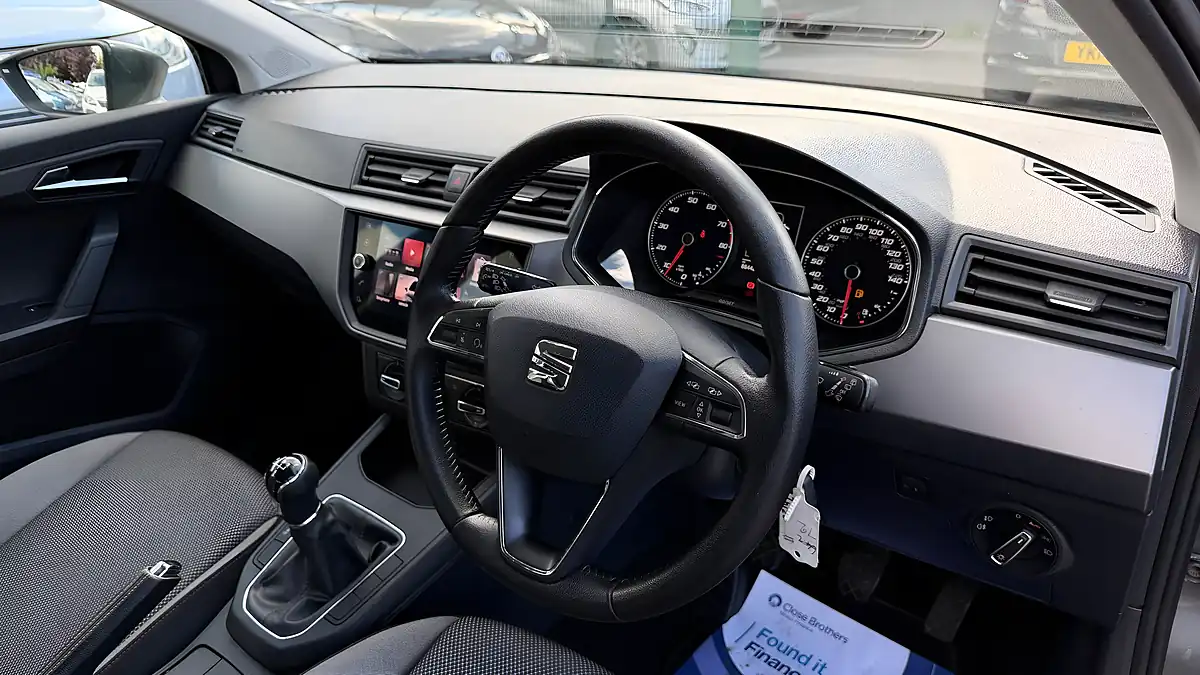 Used 2018 SEAT Ibiza Se Technology Grey - Interior and Exterior details 15
