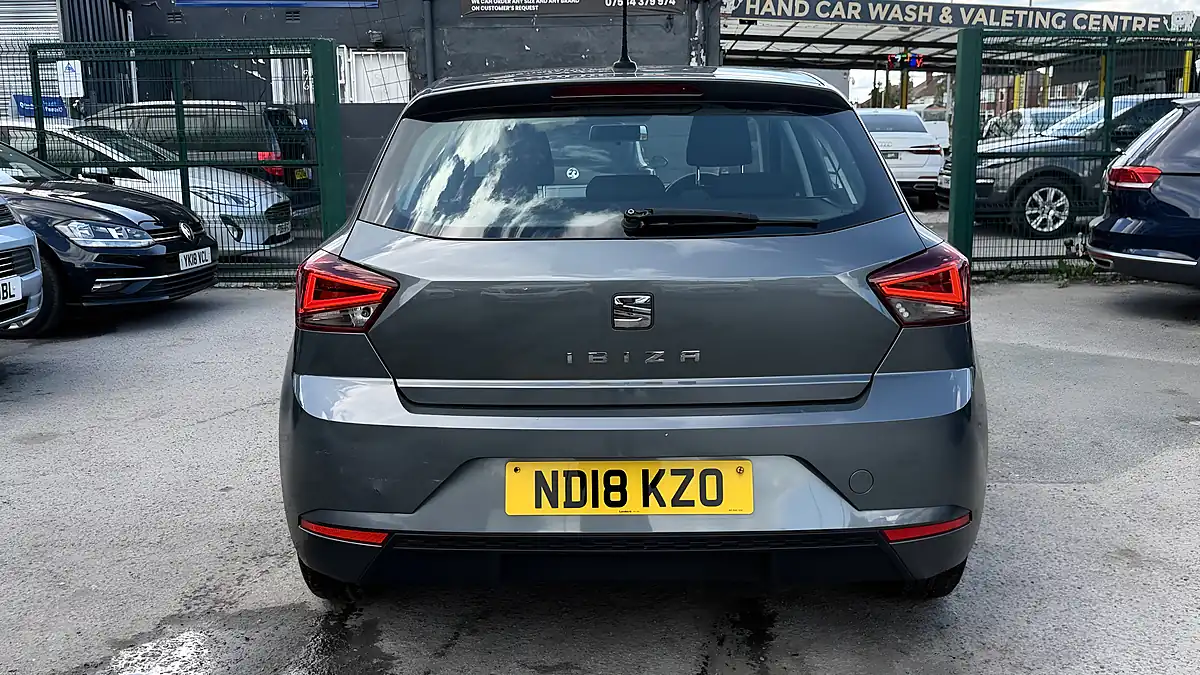 Used 2018 SEAT Ibiza Se Technology Grey - Interior and Exterior details 4