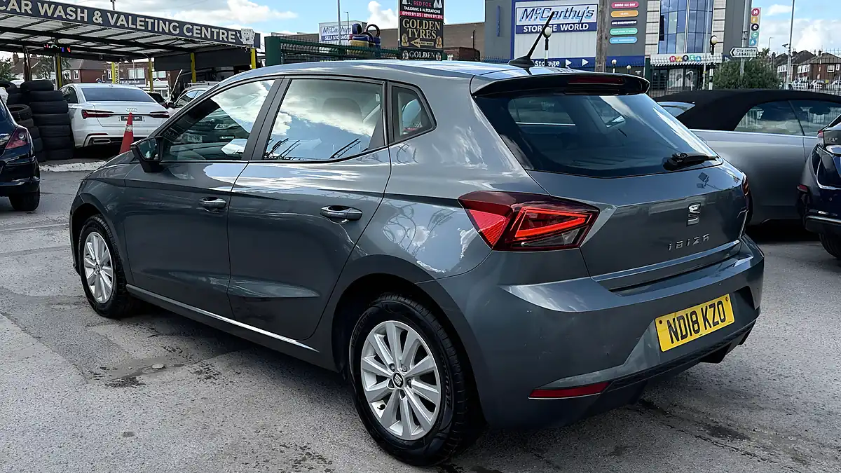 Used 2018 SEAT Ibiza Se Technology Grey - Interior and Exterior details 5