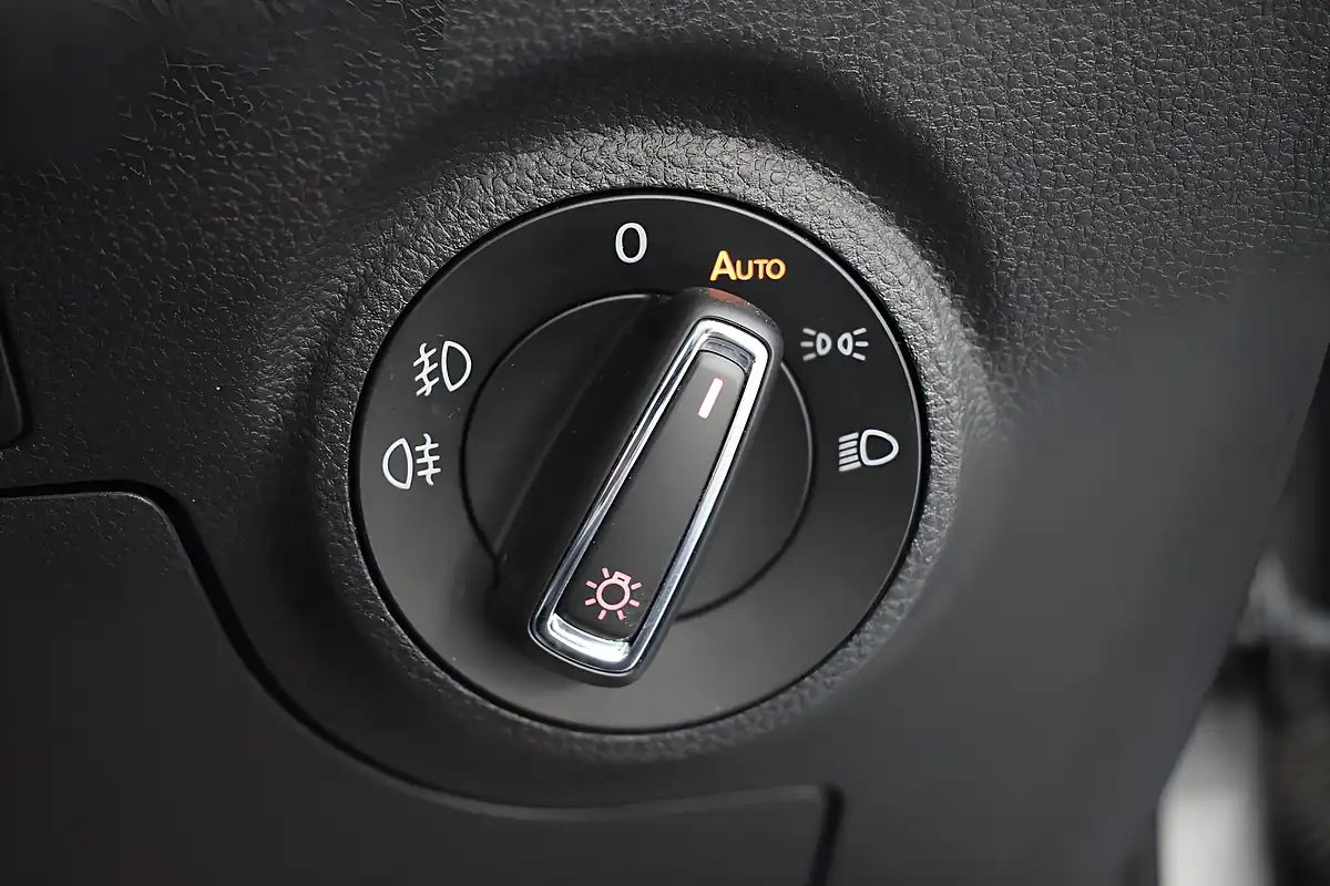 Used 2018 SEAT Ibiza Se Technology Grey - Interior and Exterior details 17