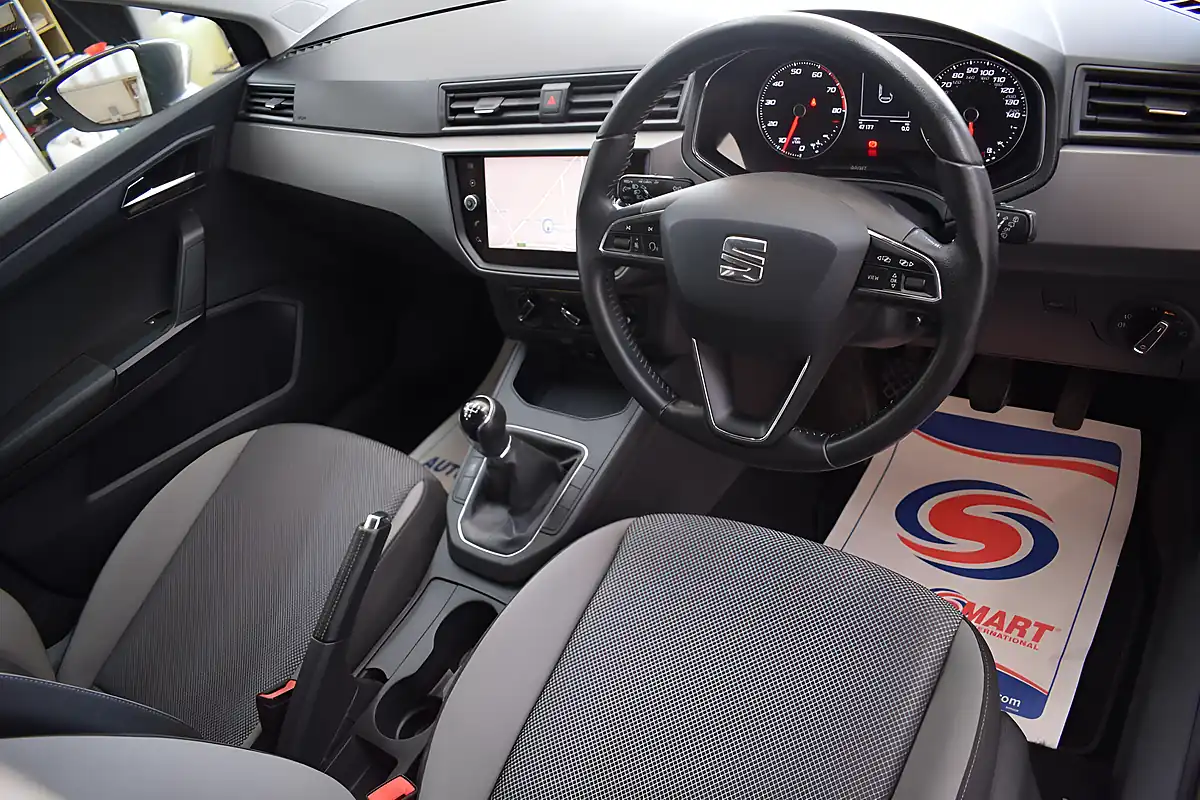 Used 2018 SEAT Ibiza Se Technology Grey - Interior and Exterior details 7