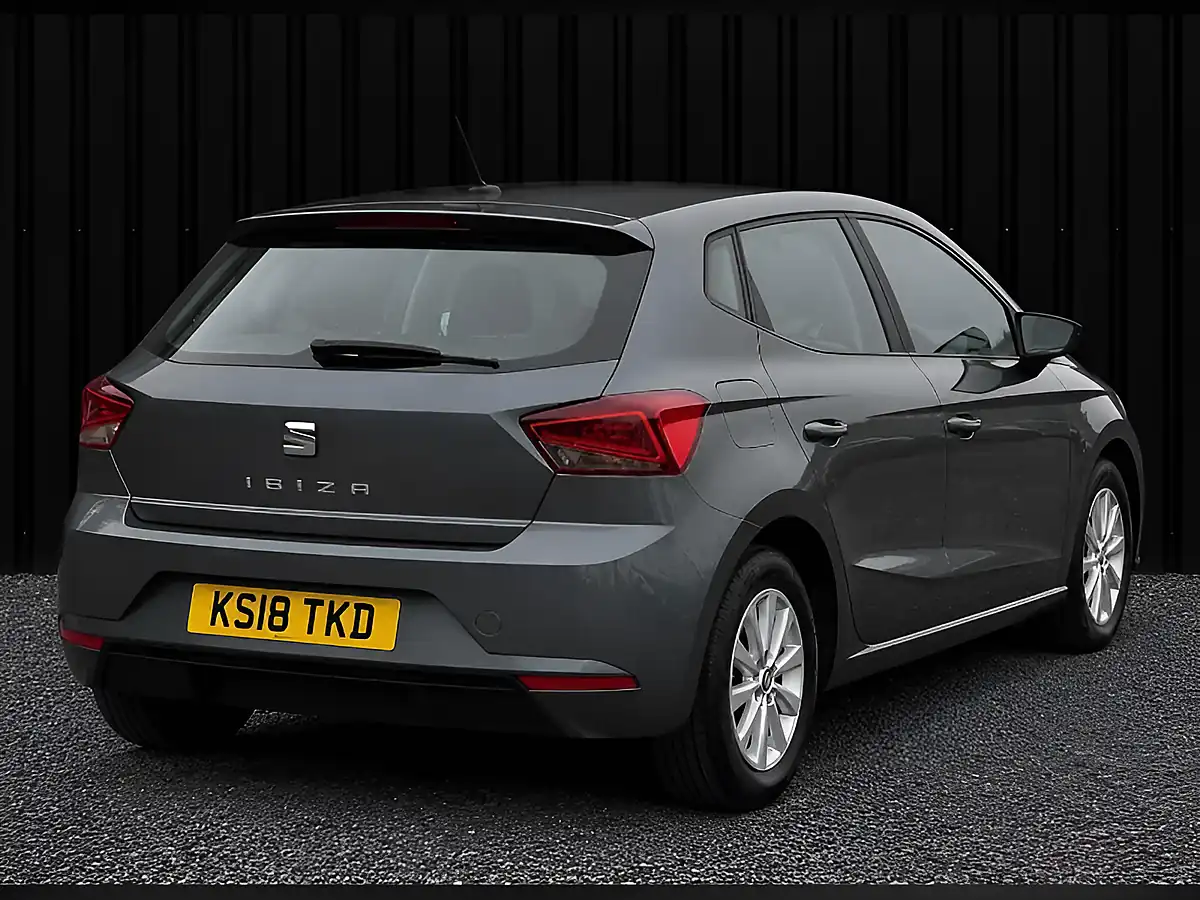 Used 2018 SEAT Ibiza Se Technology Grey - Interior and Exterior details 4