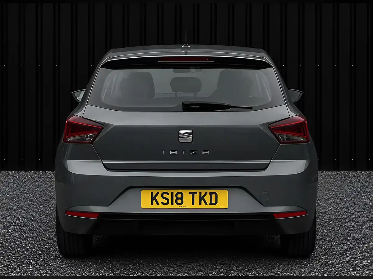 Used 2018 SEAT Ibiza Se Technology Grey - Interior and Exterior details 5
