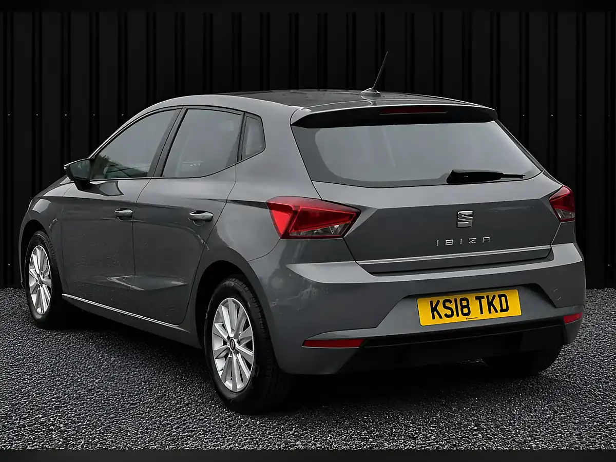 Used 2018 SEAT Ibiza Se Technology Grey - Interior and Exterior details 6
