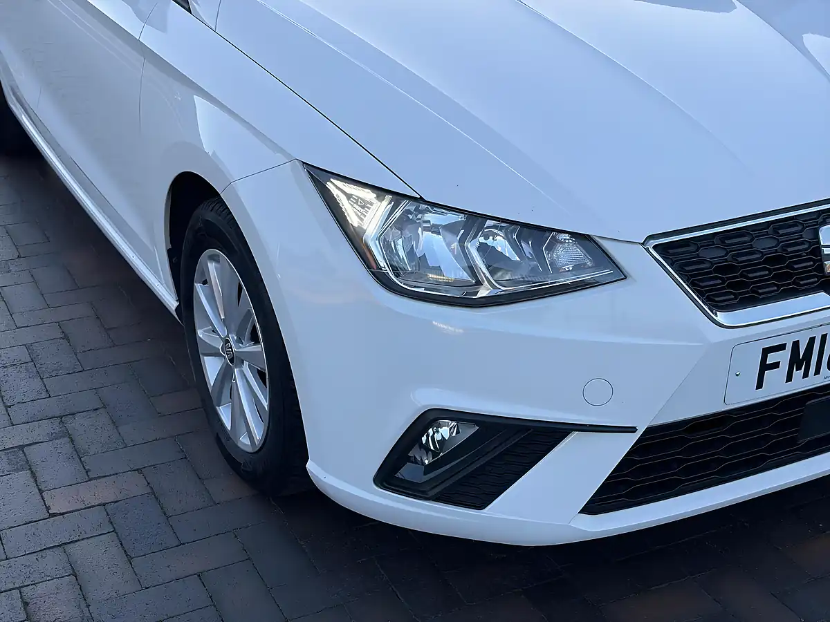 Used 2018 SEAT Ibiza Se Technology White - Interior and Exterior details 11