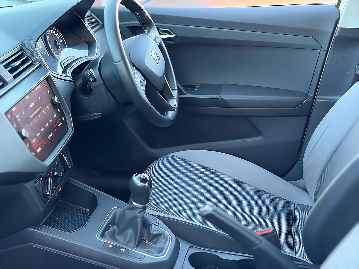 Used 2018 SEAT Ibiza Se Technology White - Interior and Exterior details 17