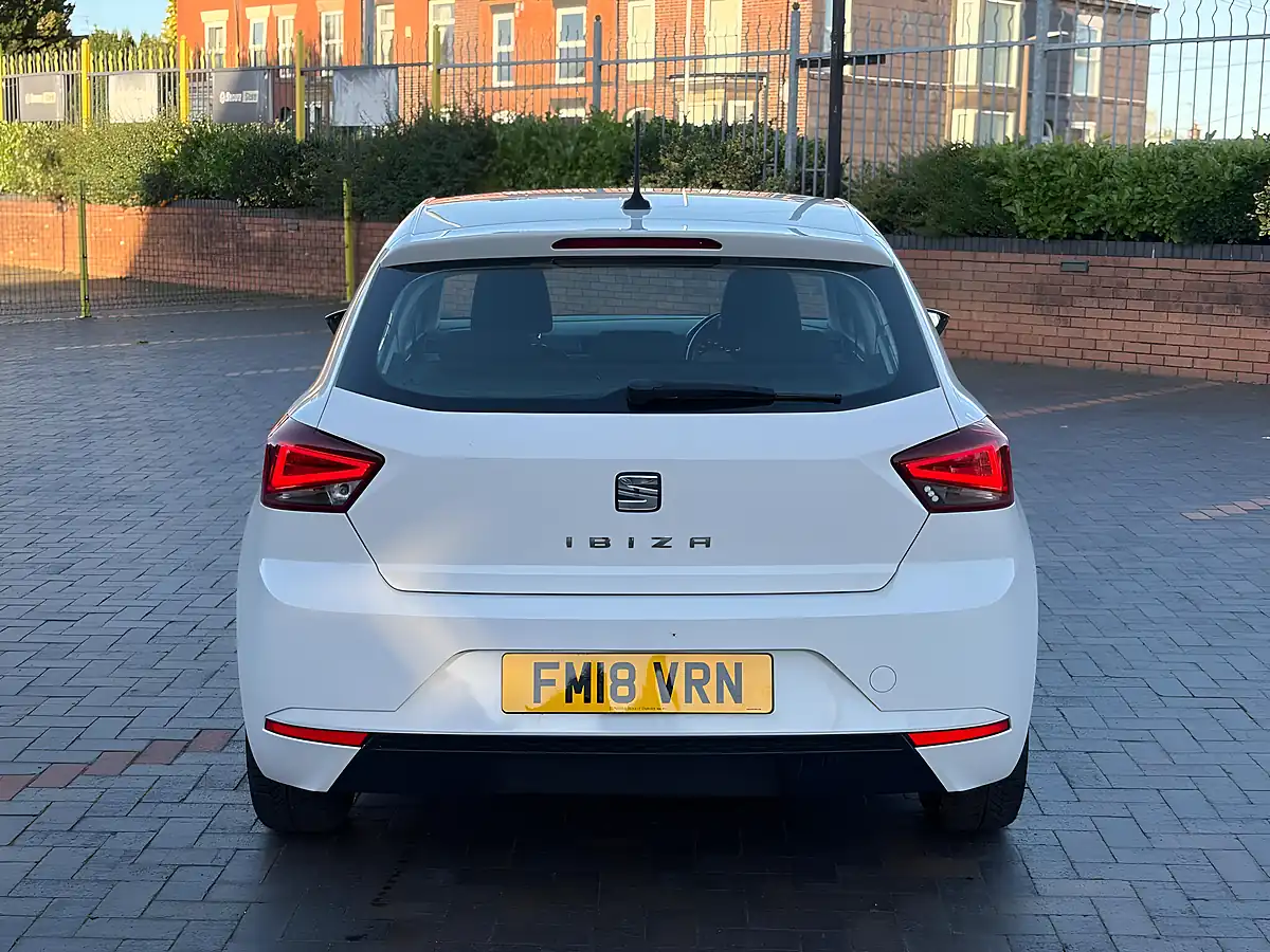 Used 2018 SEAT Ibiza Se Technology White - Interior and Exterior details 7