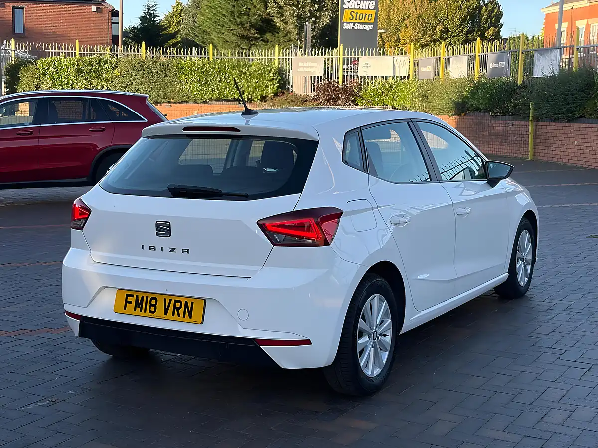 Used 2018 SEAT Ibiza Se Technology White - Interior and Exterior details 9
