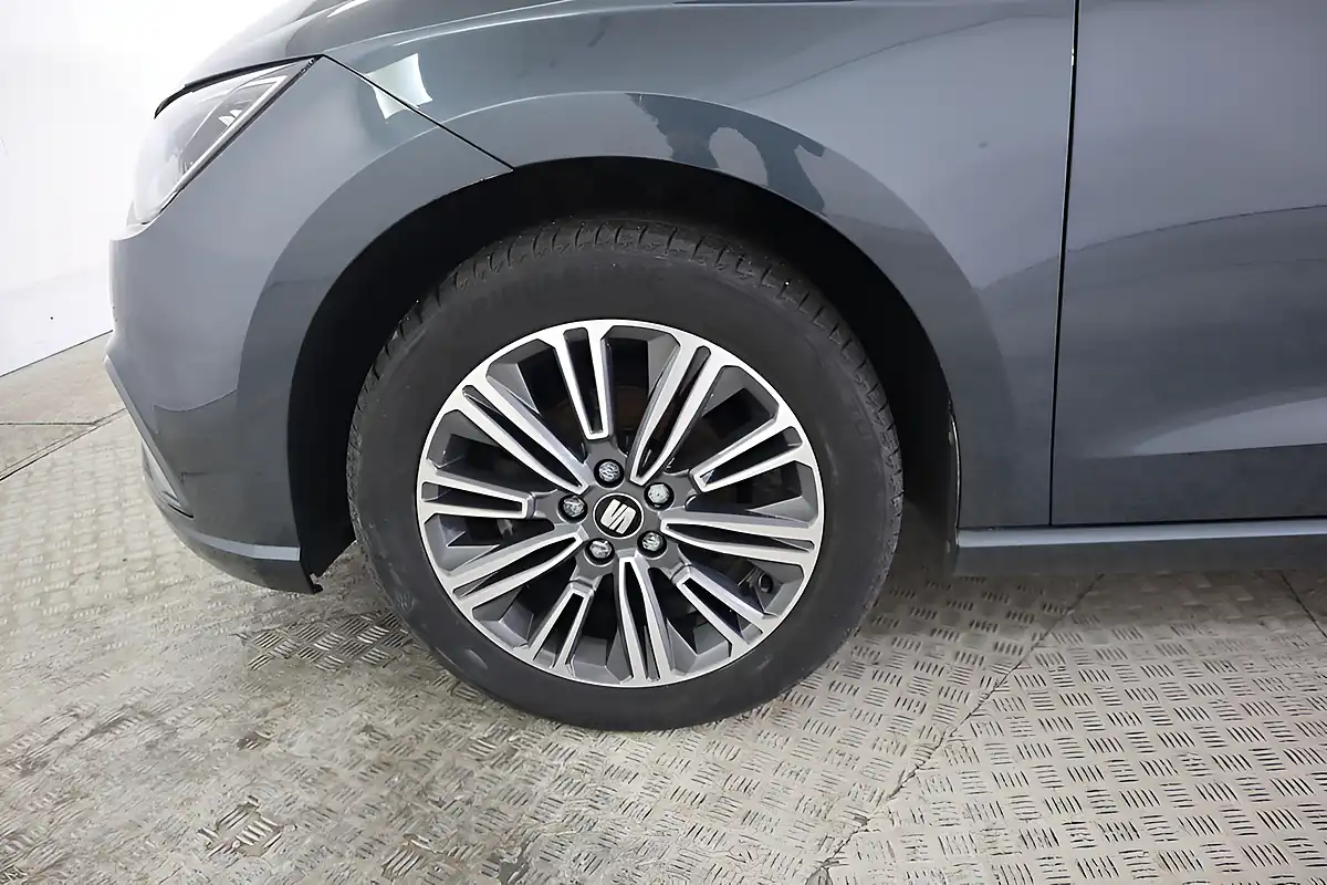 Used 2018 SEAT Ibiza Xcellence Grey - Interior and Exterior details 10