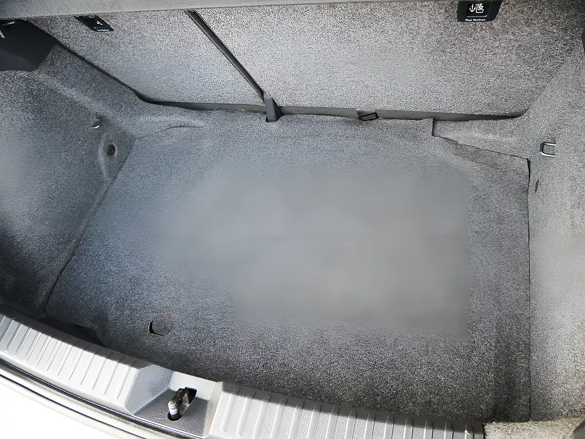 Used 2018 SEAT Ibiza Xcellence Monsoon Grey - Interior and Exterior details 12