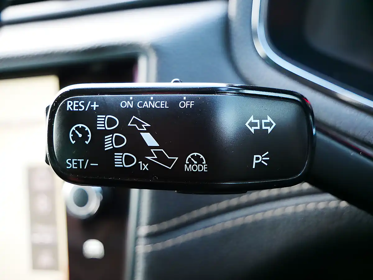 Used 2018 SEAT Ibiza Xcellence Monsoon Grey - Interior and Exterior details 18