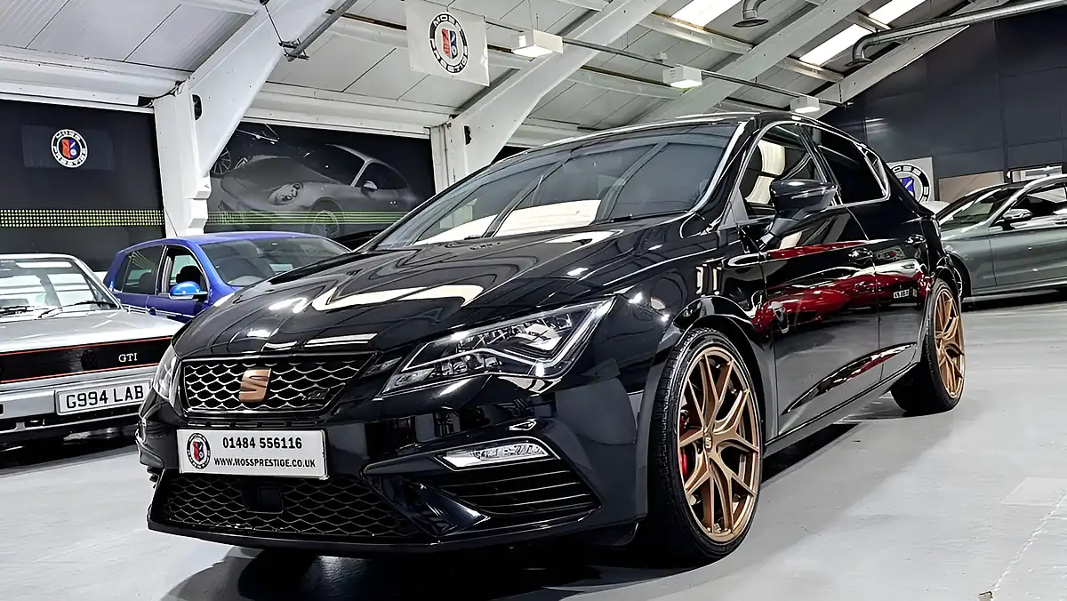Used 2018 SEAT Leon Cupra Black - Interior and Exterior details 10