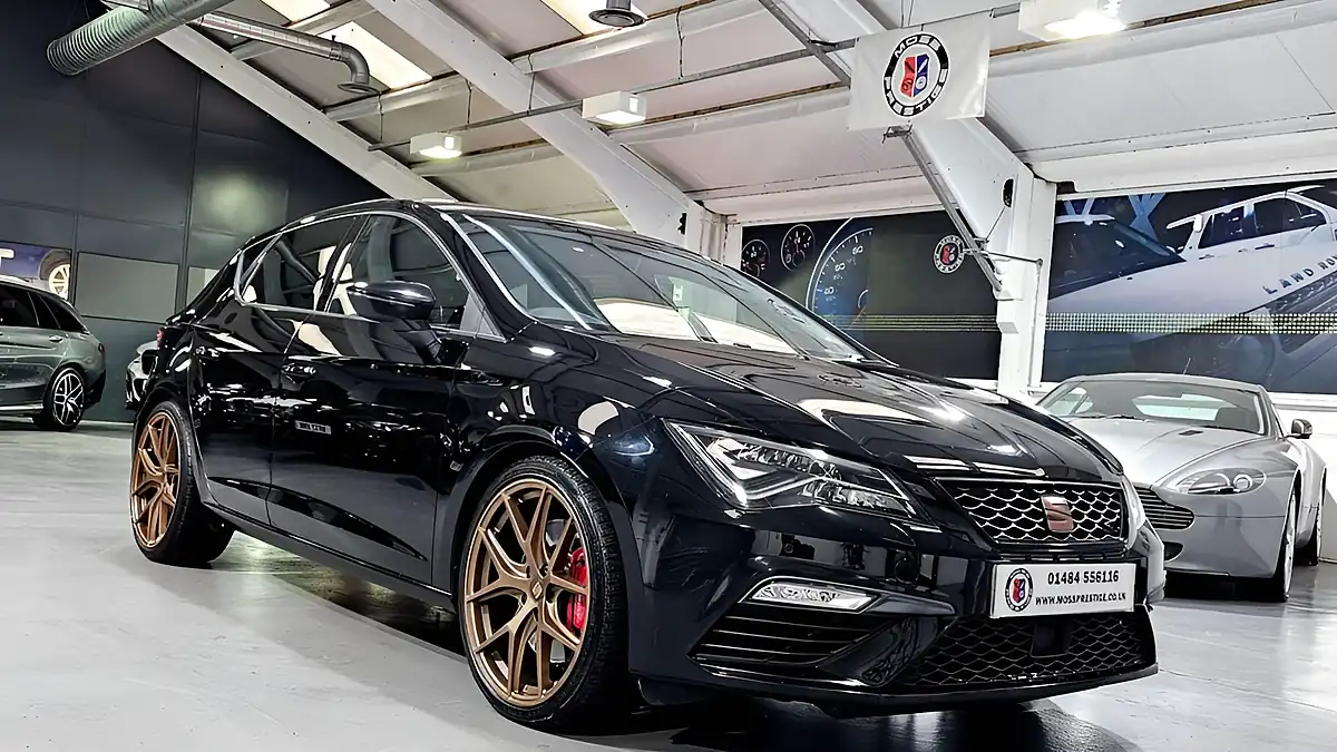 Used 2018 SEAT Leon Cupra Black - Interior and Exterior details 9