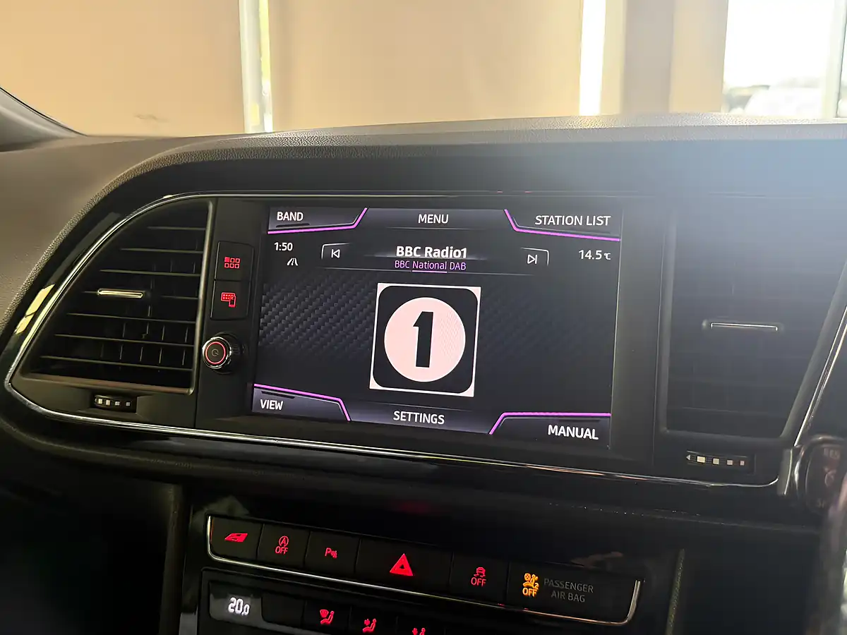 Used 2018 SEAT Leon Cupra Grey - Interior and Exterior details 15