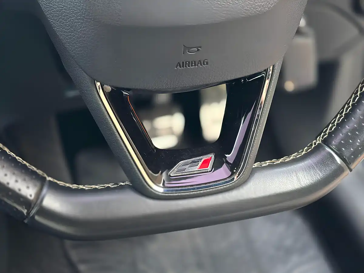 Used 2018 SEAT Leon Cupra Grey - Interior and Exterior details 19