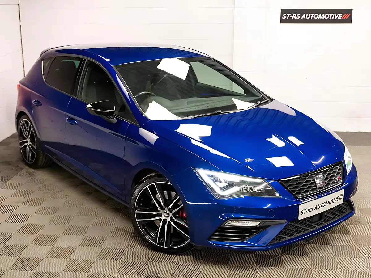 Used 2018 SEAT Leon Cupra Mystery Blue Metallic - Interior and Exterior details 5