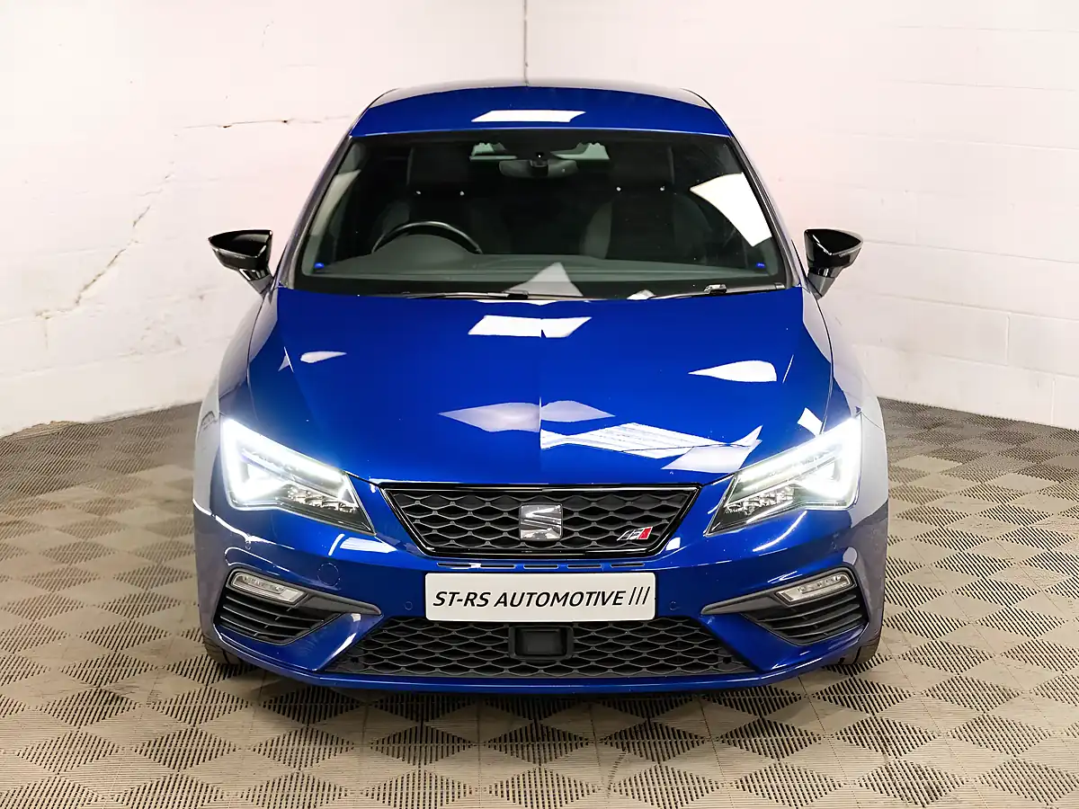 Used 2018 SEAT Leon Cupra Mystery Blue Metallic - Interior and Exterior details 6