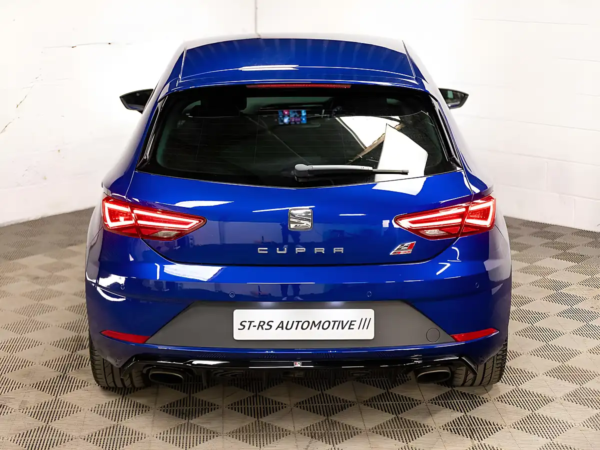 Used 2018 SEAT Leon Cupra Mystery Blue Metallic - Interior and Exterior details 9