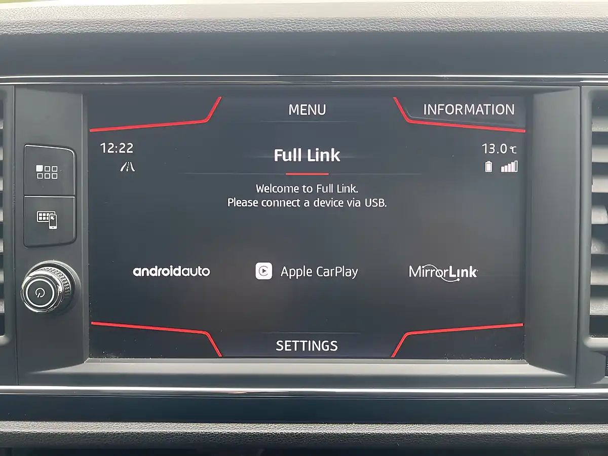 Used 2018 SEAT Leon Cupra Orange - Interior and Exterior details 16