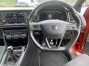 Used 2018 SEAT Leon Cupra Orange - Interior and Exterior details 18