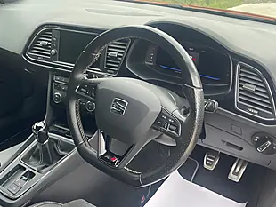 Used 2018 SEAT Leon Cupra Orange - Interior and Exterior details 4