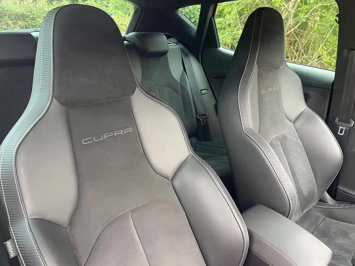 Used 2018 SEAT Leon Cupra Orange - Interior and Exterior details 6