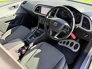 Used 2018 SEAT Leon Dynamic Silver - Interior and Exterior details 10